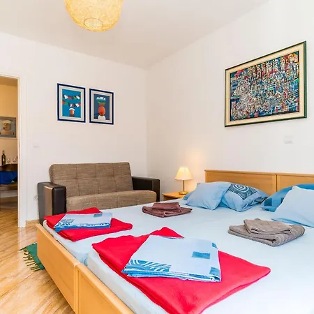 Vana دوبروفينك